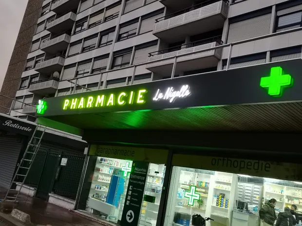 Médical — réalisation SIGN & PUB